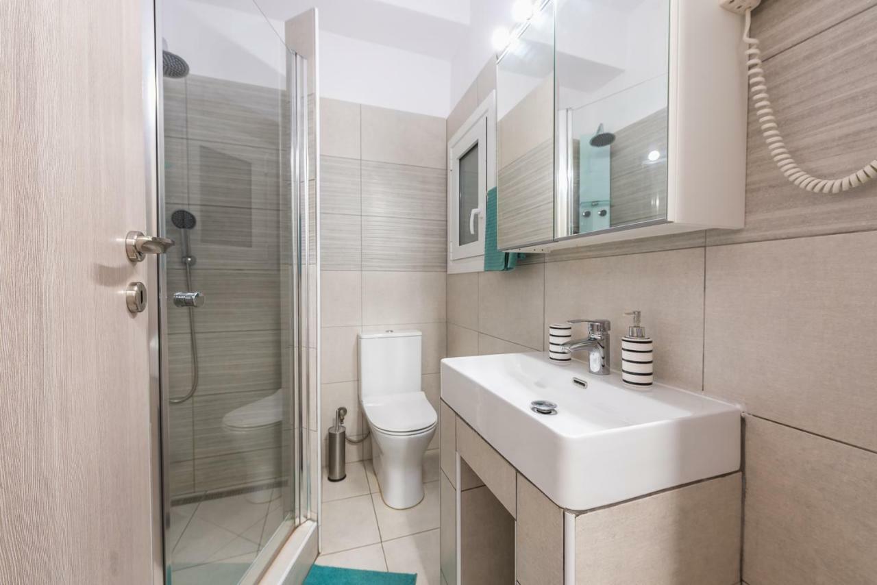 Stylish Luxury Near Acropolis At Neos Kosmos Metro Station Apartment